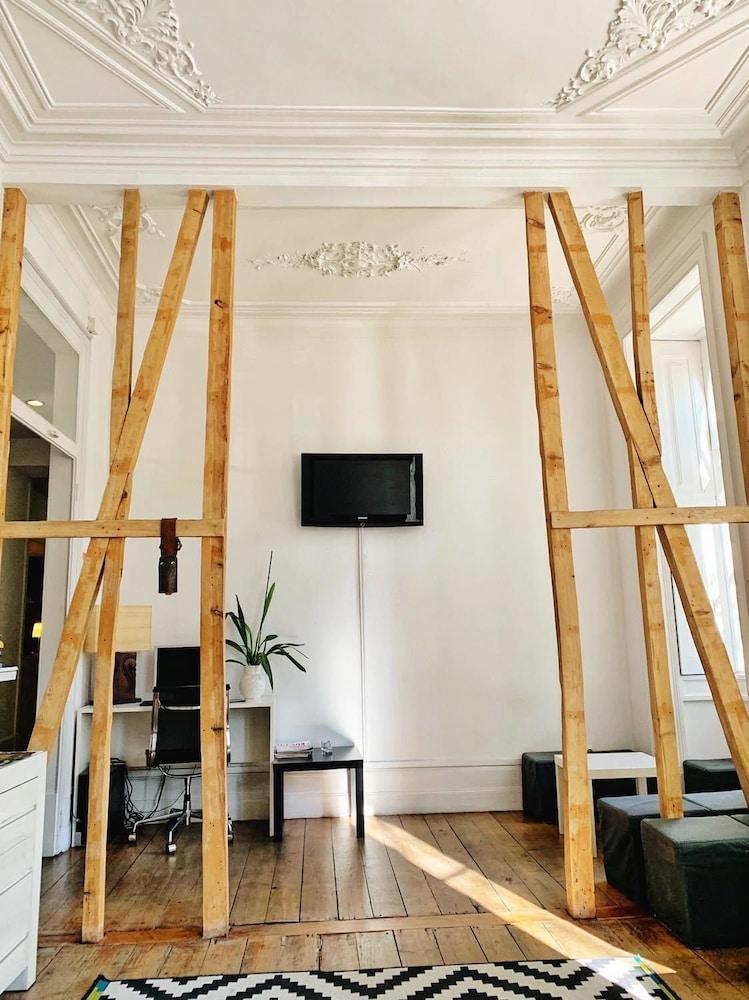 Ww Hostel & Suites Coimbra Kültér fotó