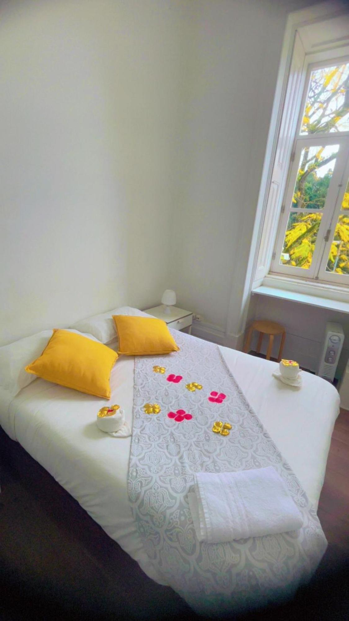Ww Hostel & Suites Coimbra Kültér fotó