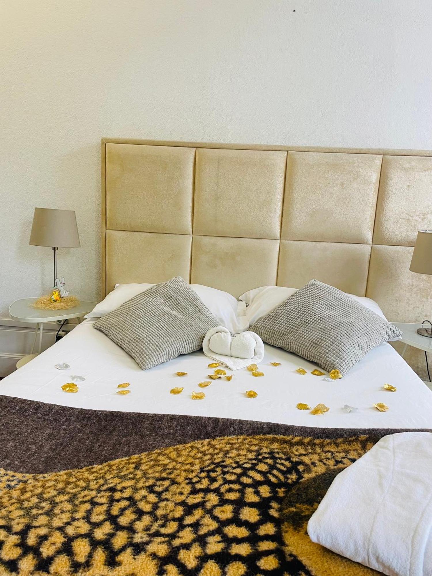 Ww Hostel & Suites Coimbra Kültér fotó