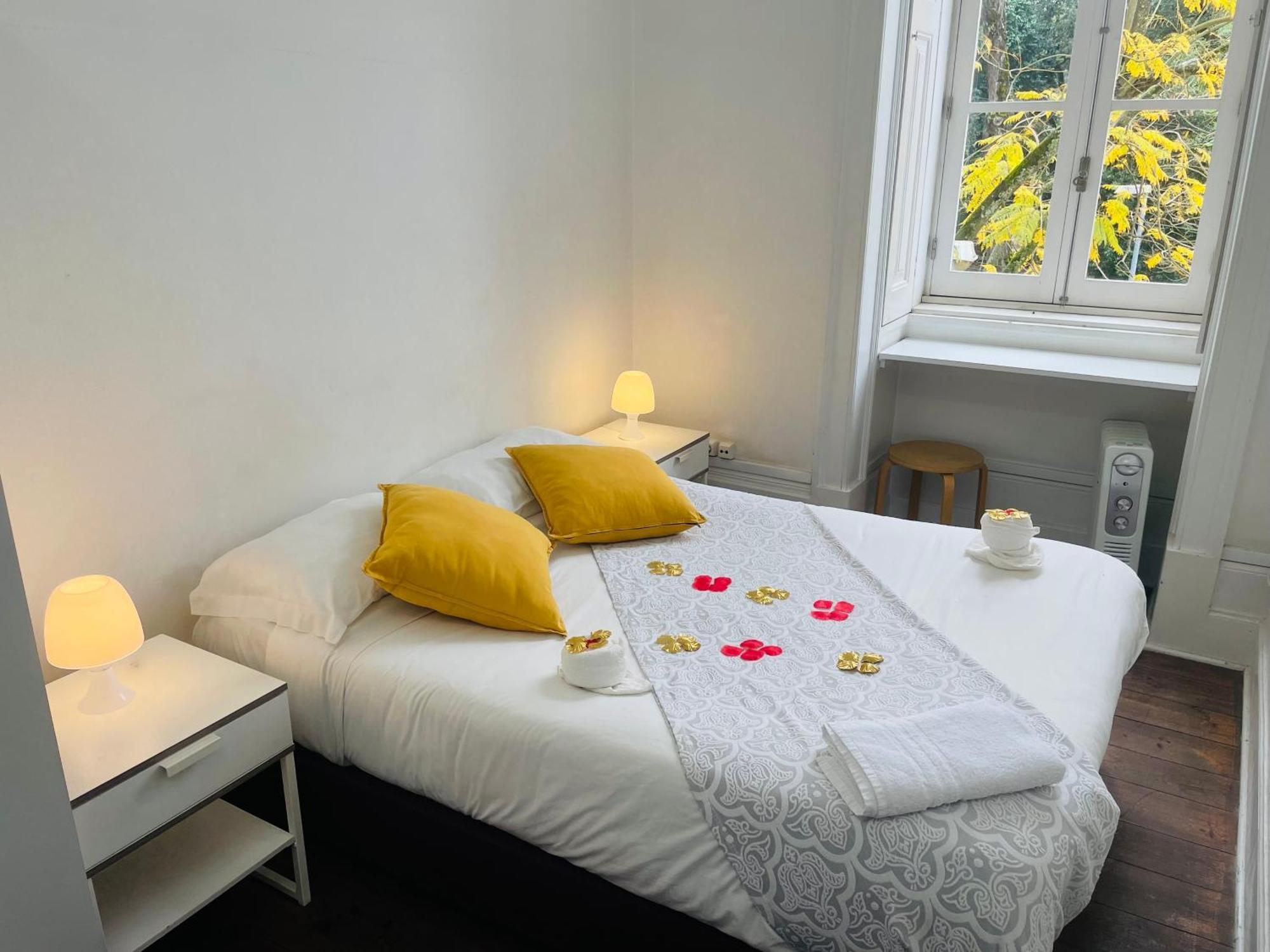 Ww Hostel & Suites Coimbra Kültér fotó