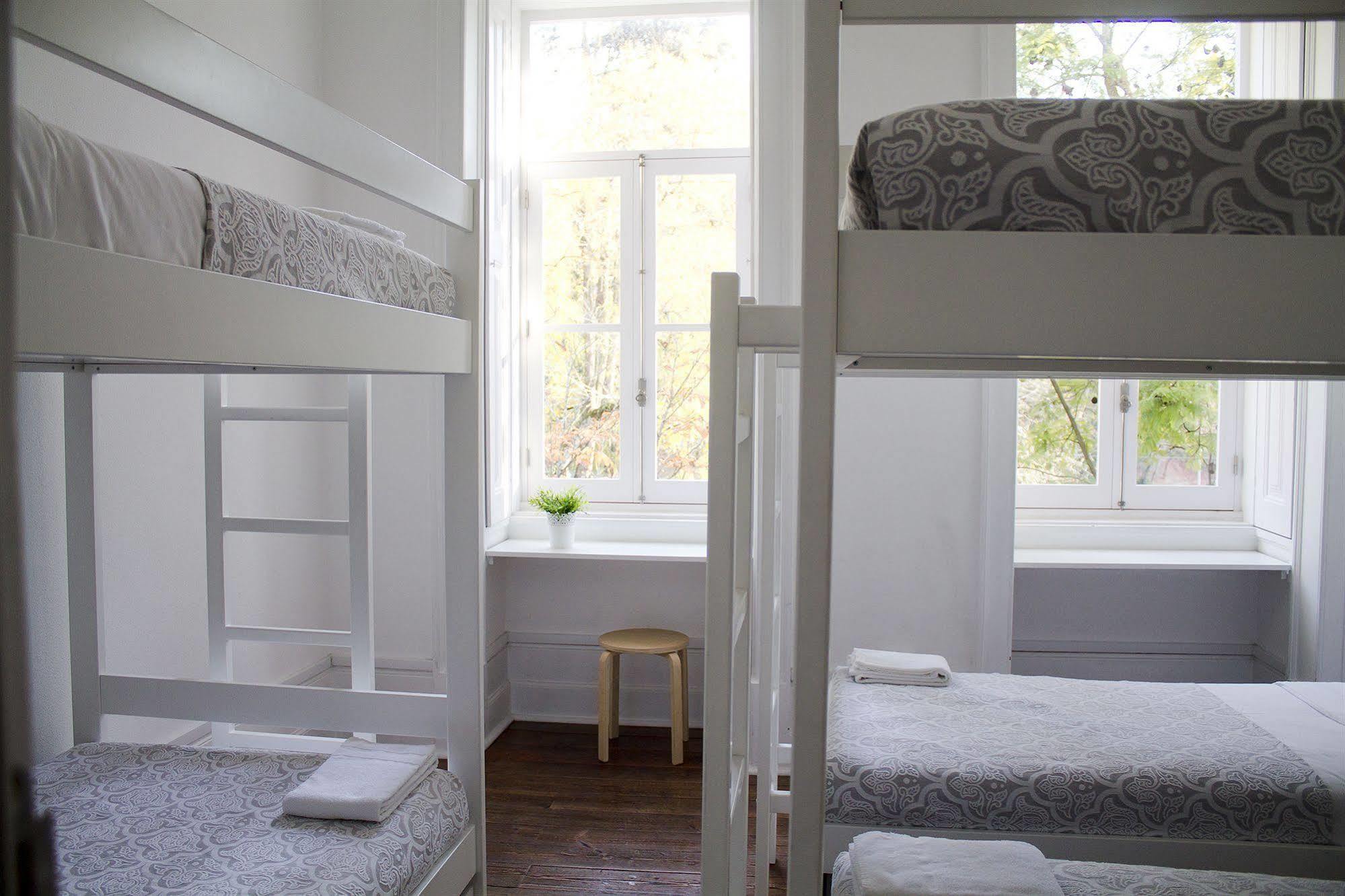 Ww Hostel & Suites Coimbra Kültér fotó